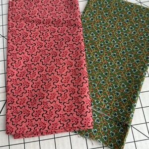 Vintage-Style Reproduction Fabric Bundle – 1/2 yd Each Pink & Green Calico Print
